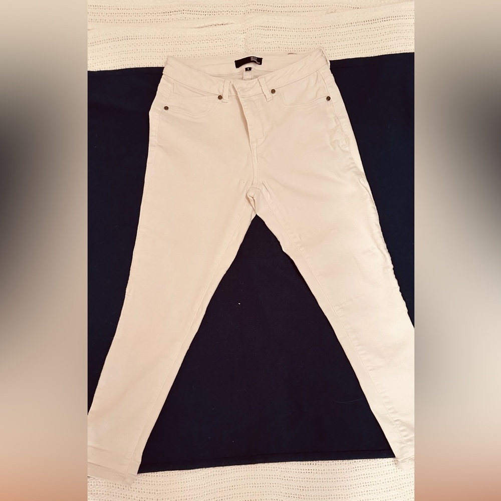 Women’s High-Rise Skinny Capris Jeans - Classic Fit